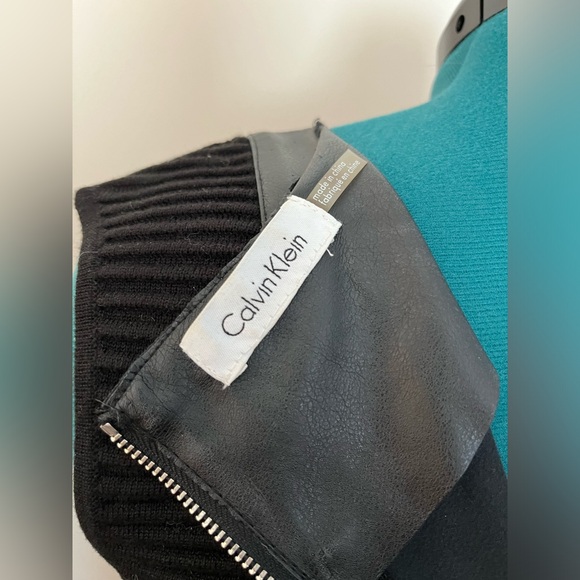 👗 CK Faux Leather Bodycon Dress - Picture 3 of 9